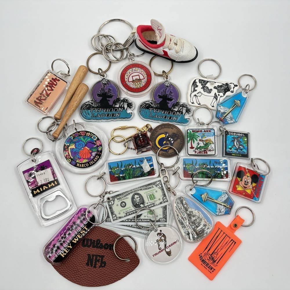 Keychains Travel Souvenir Vacation Memorabilia Mixed Lot  Collectibles Bulk